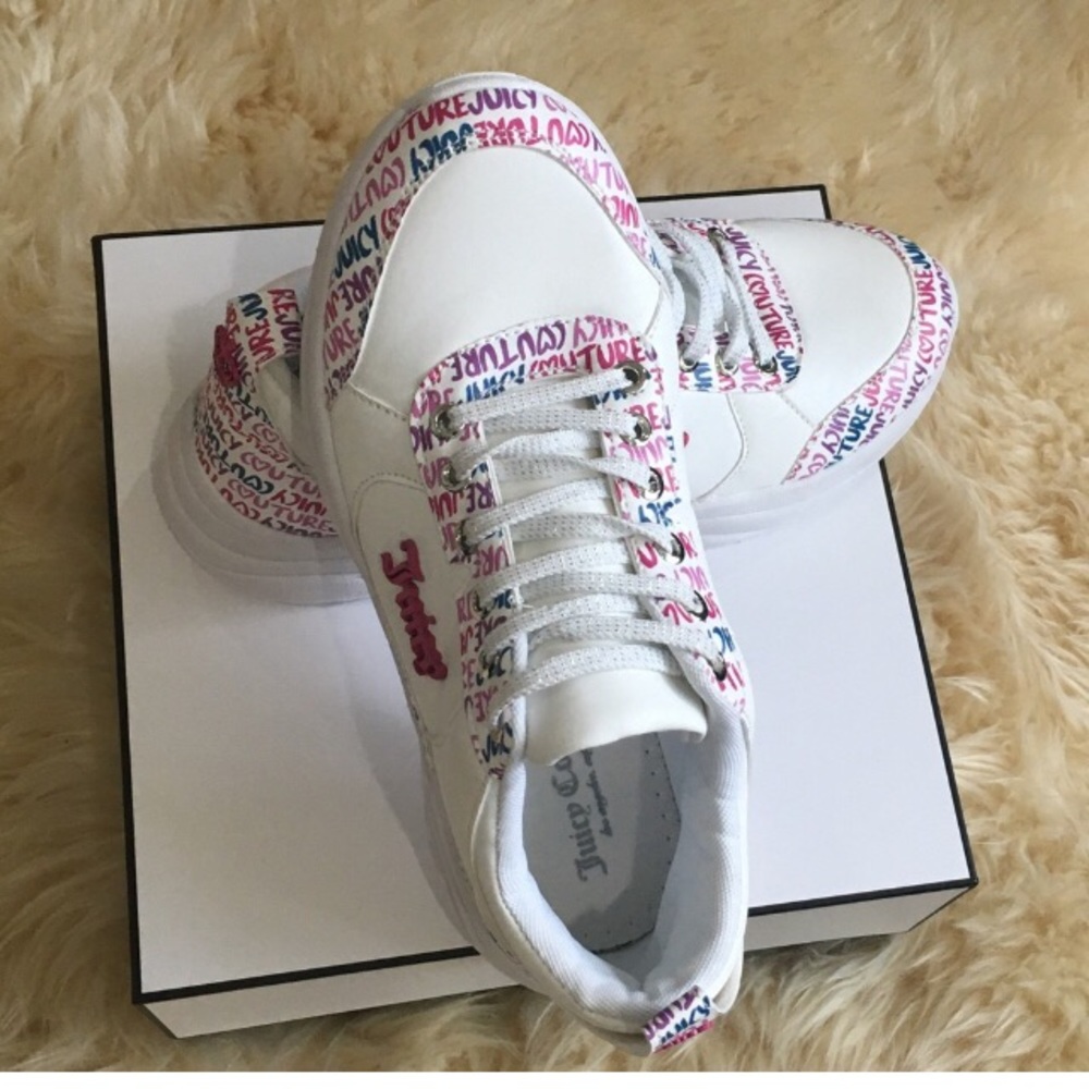 JUICY COUTURE WOMEN’S SNEAKERS